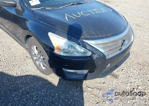 2015 Nissan Altima 2.5 S z USA, uszkodzony, nr VIN 1N4AL3AP6FN920788